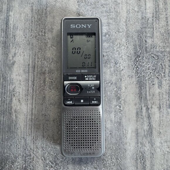 Sony ICD-B600 Mini Digital Voice Recorder Handheld | Tested & Works - Picture 1 of 8